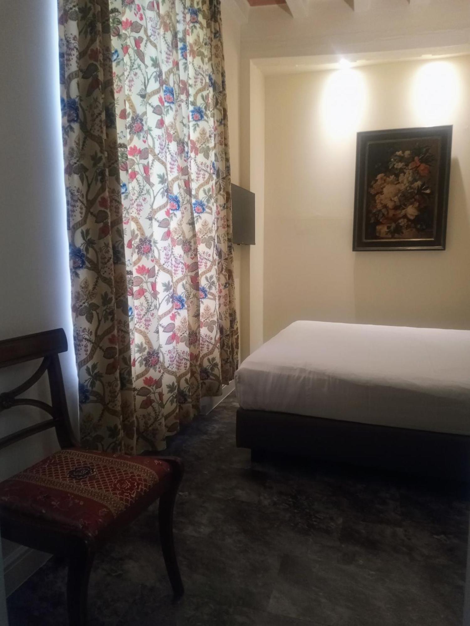 Kolmojen Hotel Sint-Truiden Kültér fotó