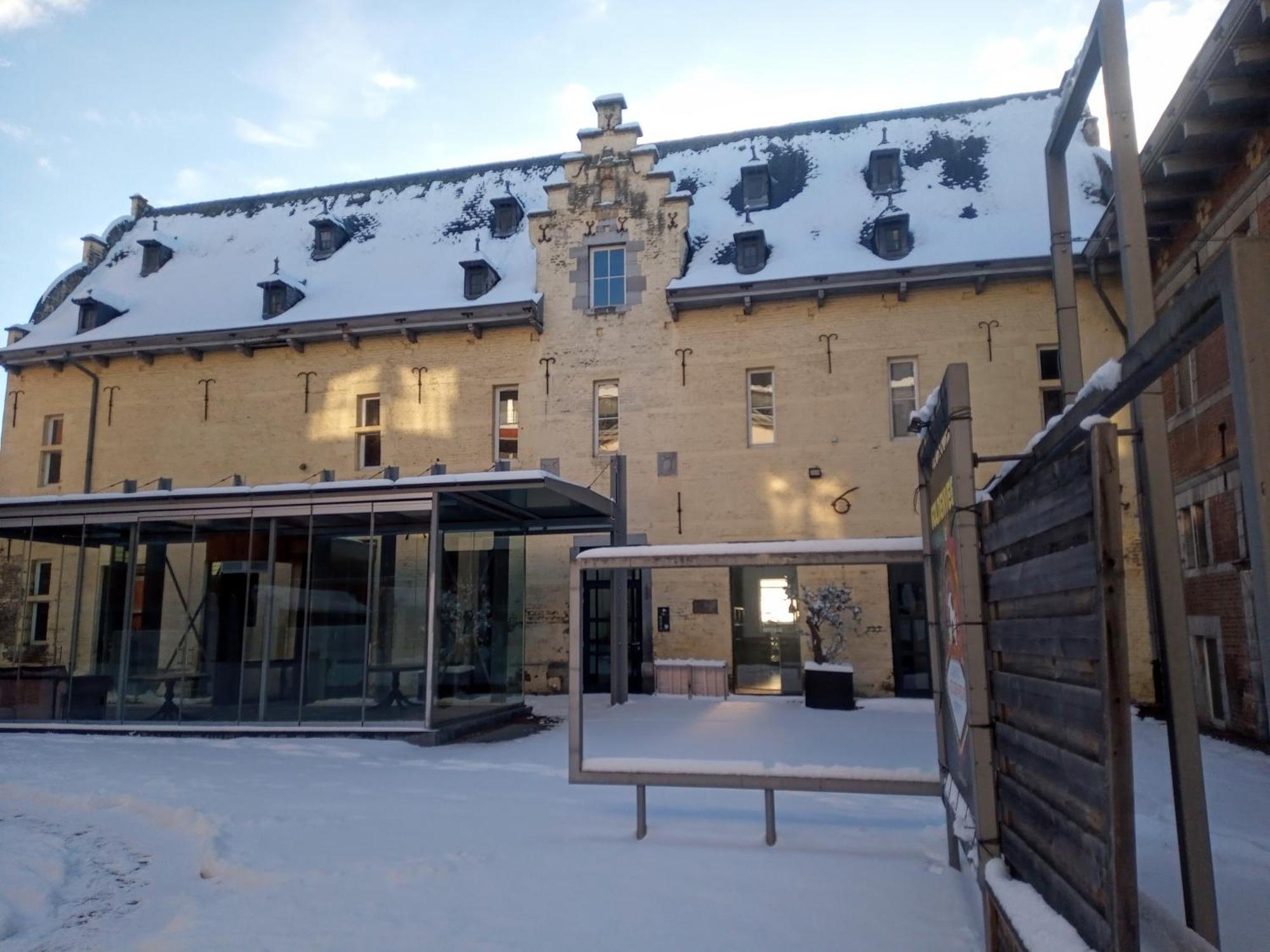 Kolmojen Hotel Sint-Truiden Kültér fotó