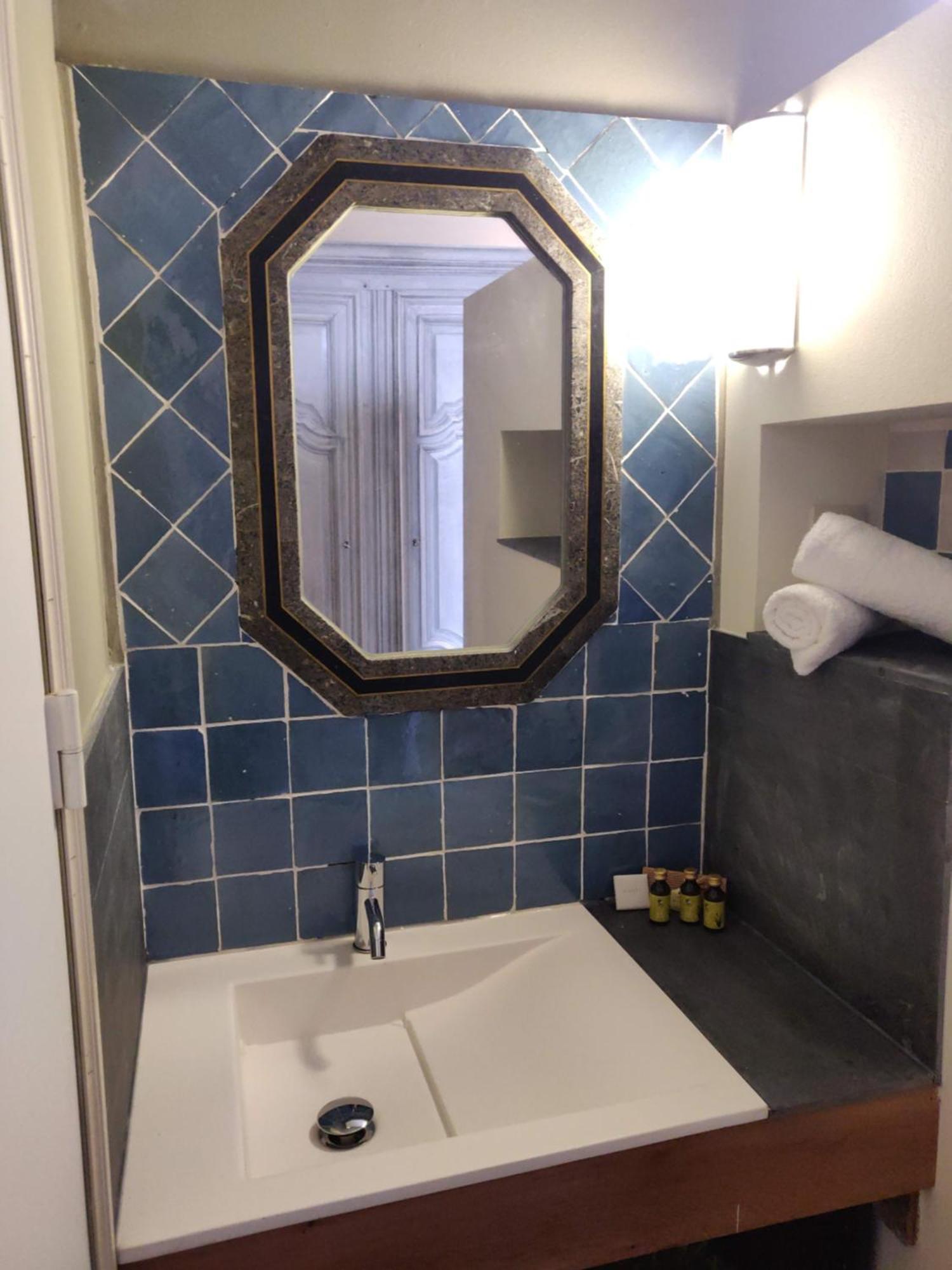 Kolmojen Hotel Sint-Truiden Kültér fotó