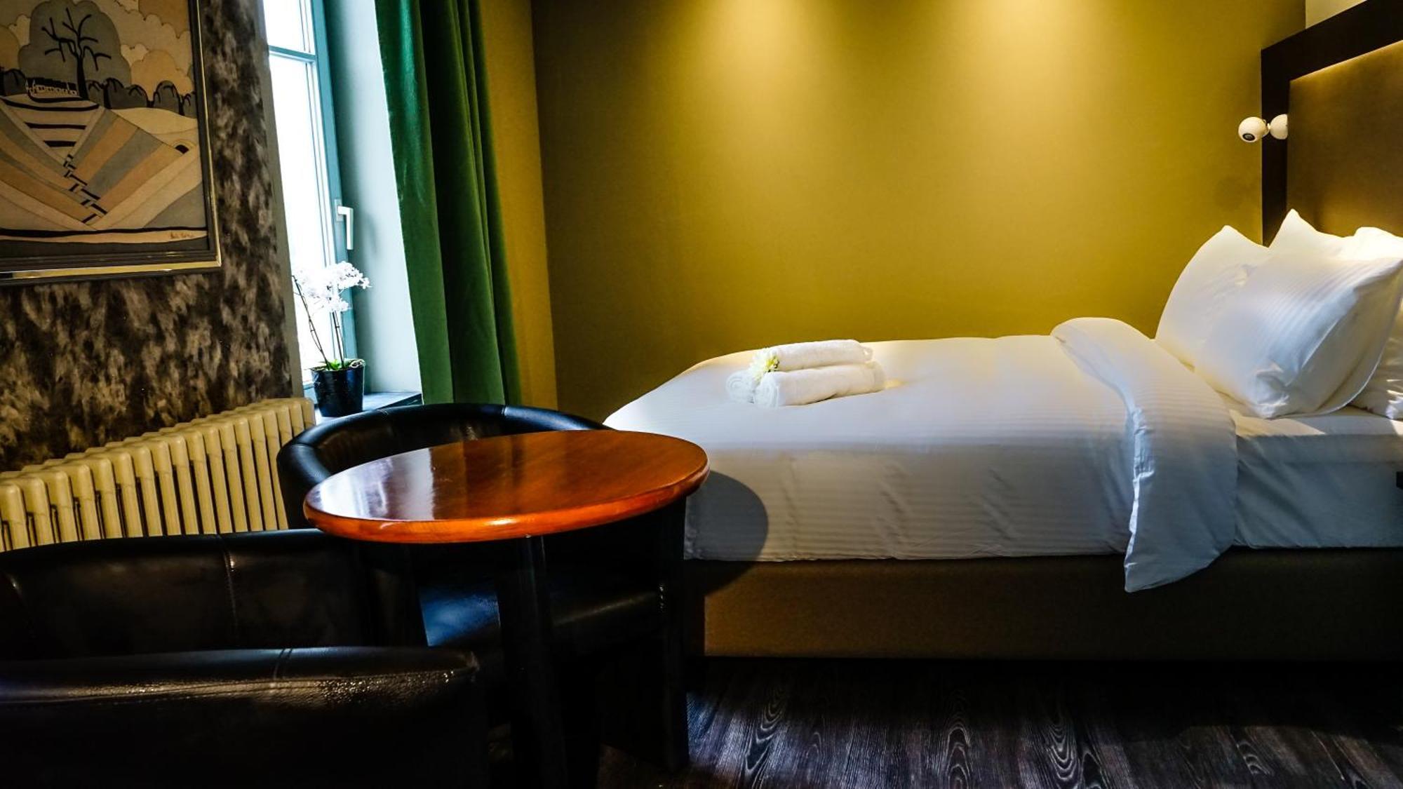 Kolmojen Hotel Sint-Truiden Kültér fotó